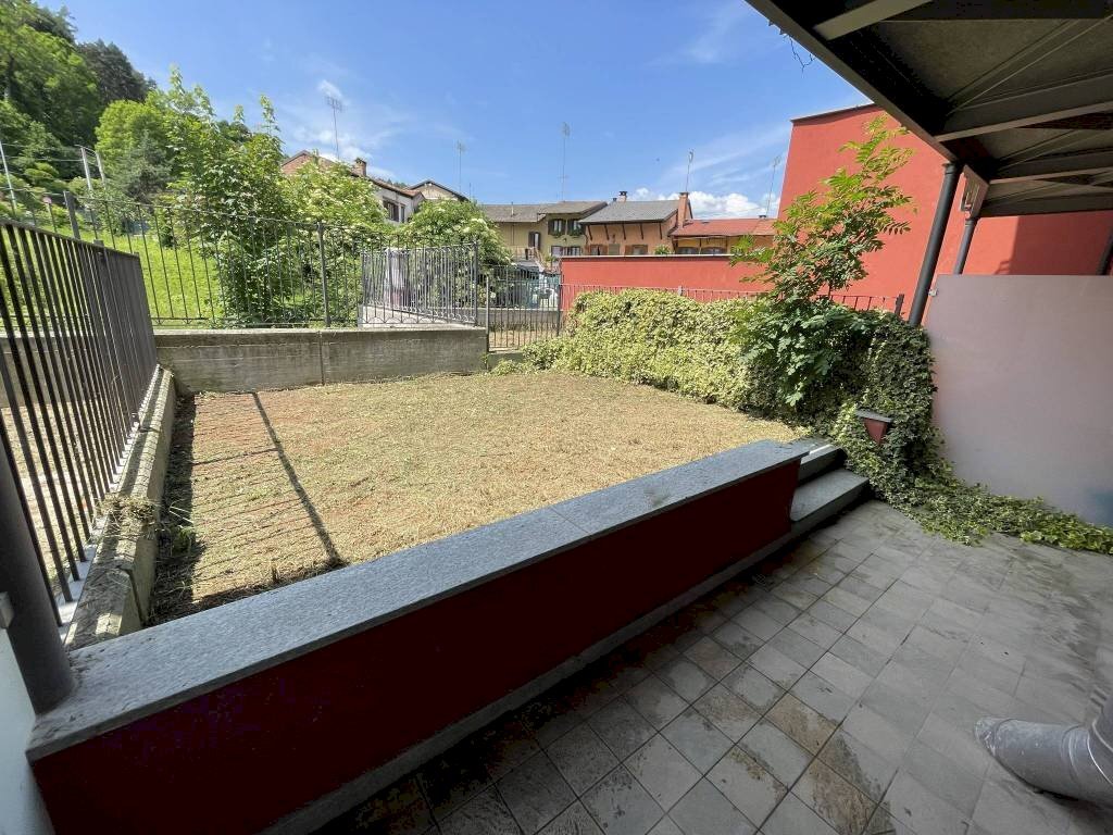 Giardino - Trilocale via Grandis, 65, Borgo San Dalmazzo - foto 2