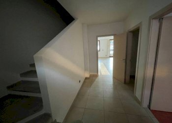 Disimpegno - Villa a Schiera via Grandis, 61, Borgo San Dalmazzo - foto 4