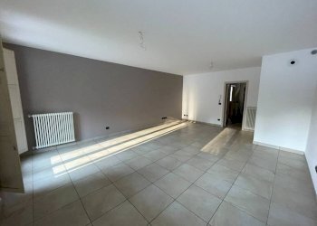 Cucina - Villa a Schiera via Grandis, 61, Borgo San Dalmazzo - foto 7