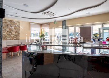 Foto 32 - Commercial Activity PIAZZA DEI TIGLI
 
9, Vazzola - photo 32