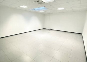 Ufficio - Ufficio via Cascina Colombaro, 56, Cuneo (zona Donatello) - foto 11