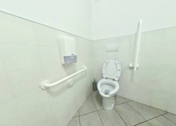 Bagno - Ufficio via Cascina Colombaro, 56, Cuneo (zona Donatello) - foto 13