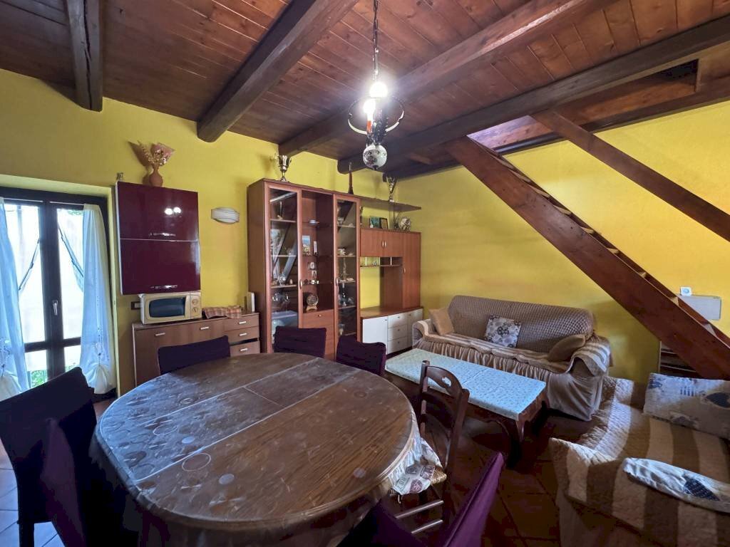 Salone - Trilocale Località San Giuseppe, 59A, Monforte d'Alba - foto 3