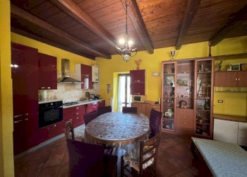 Cucina - Trilocale Località San Giuseppe, 59A, Monforte d'Alba - foto 4
