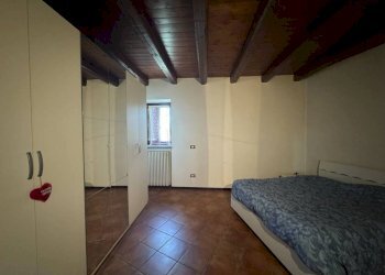 Camera da letto - Three-room apartment Località San Giuseppe, 59A, Monforte d'Alba - photo 8