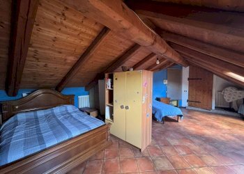 Camera da letto - Three-room apartment Località San Giuseppe, 59A, Monforte d'Alba - photo 17