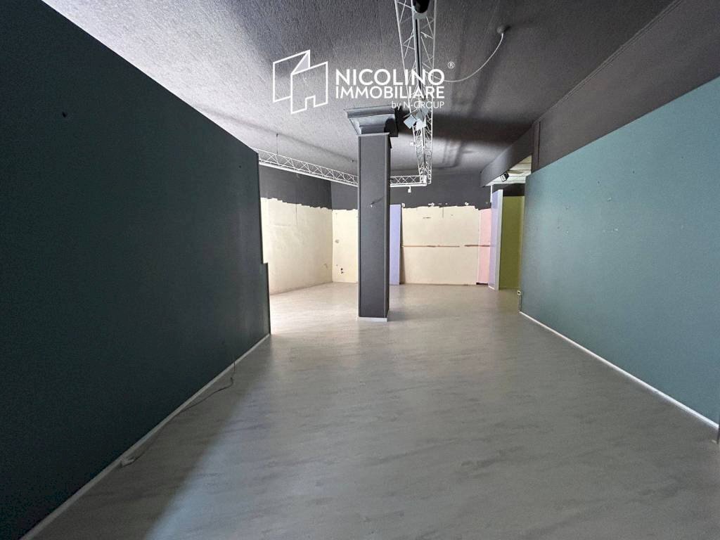 Ingresso - Shop via Bergia, 26, Borgo San Dalmazzo - photo 1