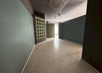 Ufficio - Shop via Bergia, 26, Borgo San Dalmazzo - photo 3