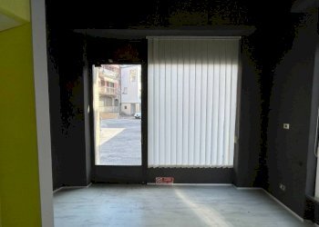 Ufficio - Shop via Bergia, 26, Borgo San Dalmazzo - photo 15