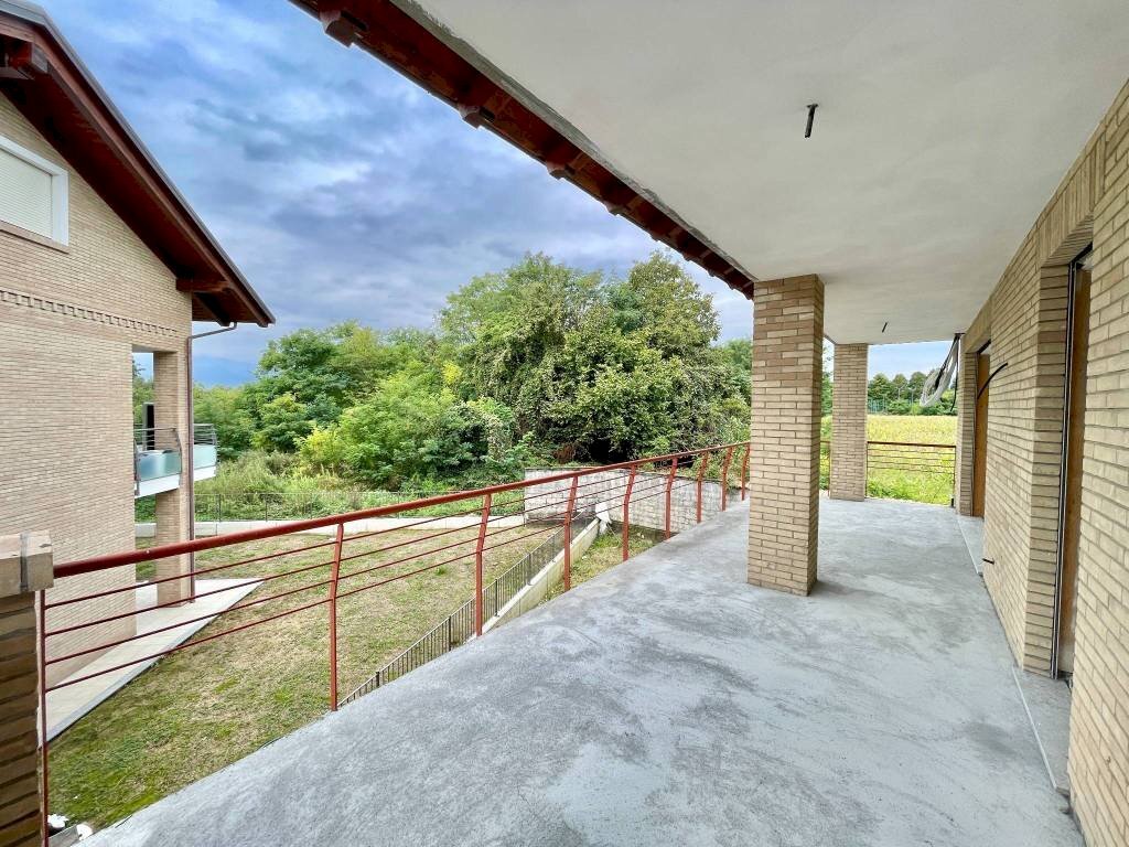 Terrazzo - Appartamento via Torino, frazione Cerialdo, Cuneo - foto 2