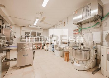 Foto 9 - Commercial Activity Via Risorgimento 15
 
15, Vigonovo - photo 9