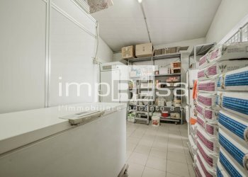 Foto 17 - Commercial Activity Via Risorgimento
 
15, Vigonovo - photo 17