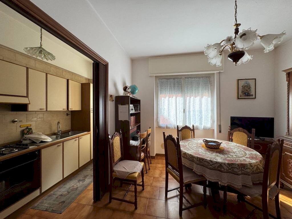 Cucina - Three-room apartment via del Sagittario, 5, Finale Ligure - photo 3