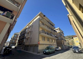 Facciata - Trilocale via del Sagittario, 5, Finale Ligure - foto 18