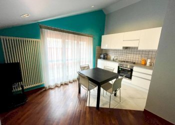 Cucina - Bilocale via Giuseppe Garibaldi, 19, Monforte d'Alba - foto 11