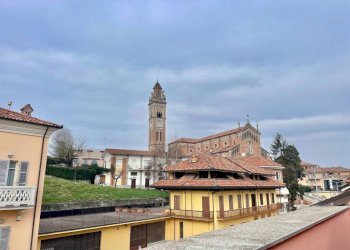 Vista - Bilocale via Giuseppe Garibaldi, 19, Monforte d'Alba - foto 16