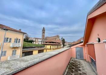 Terrazzo - Bilocale via Giuseppe Garibaldi, 19, Monforte d'Alba - foto 17