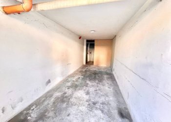 Box auto - Three-room apartment via Provinciale San Bartolomeo, 19, Chiusa di Pesio - photo 16