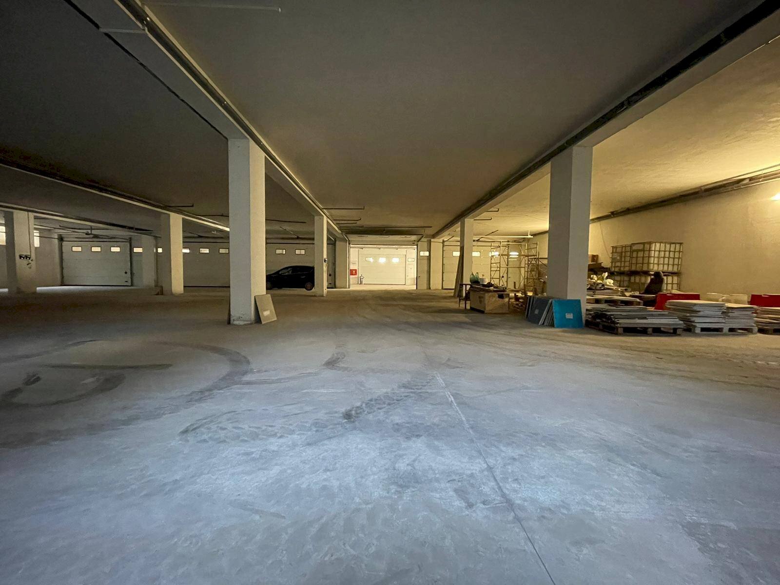 Foto 3 - Warehouse VIA RAFFAELE VIVIANI, Maddaloni - photo 3