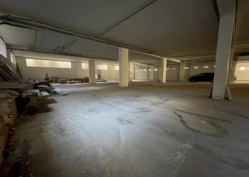 Foto 6 - Magazzino VIA RAFFAELE VIVIANI, Maddaloni - foto 6