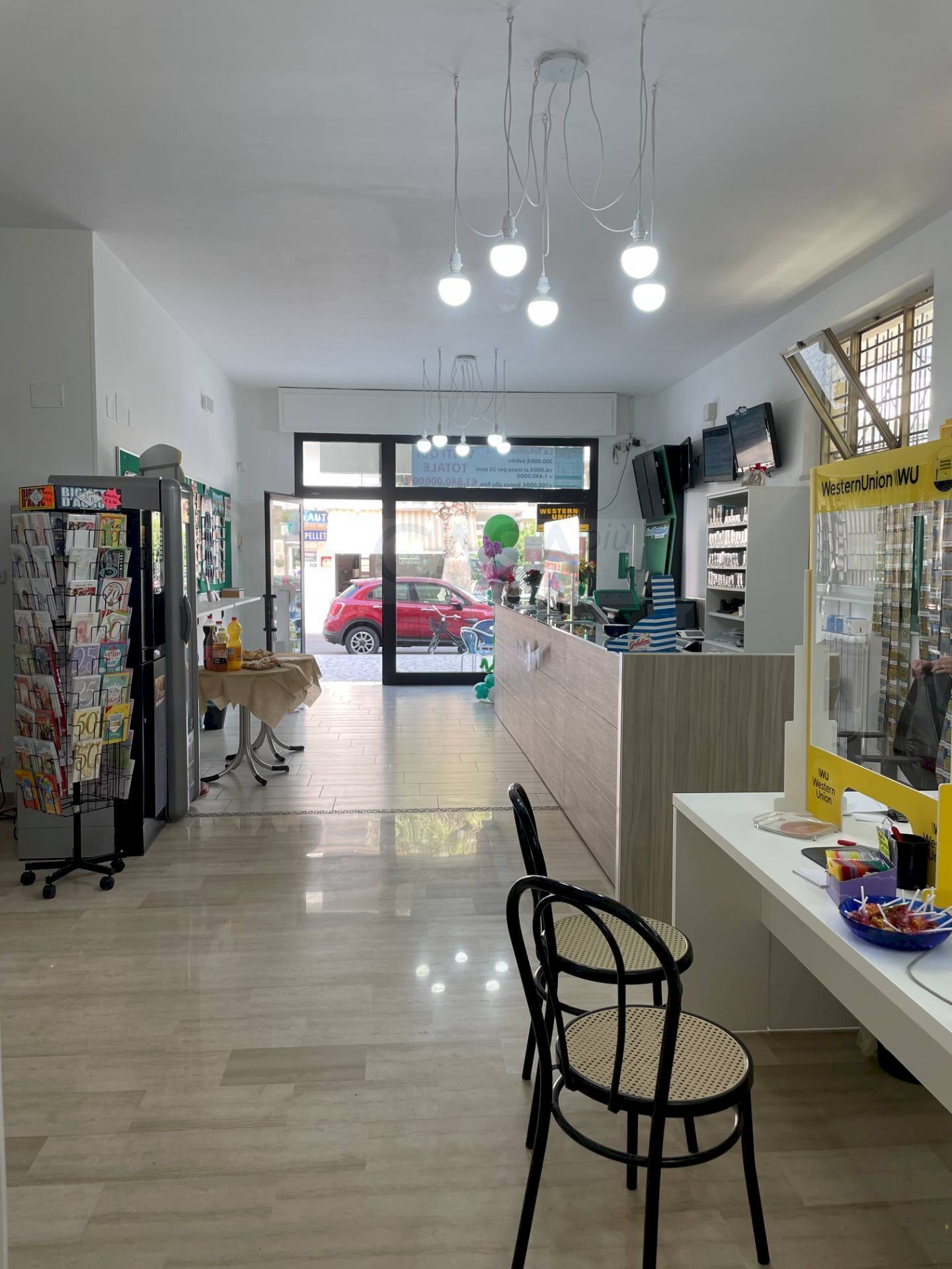 Foto 2 - Attività Commerciale Via Duca D'Aosta
44, Alba Adriatica - foto 2