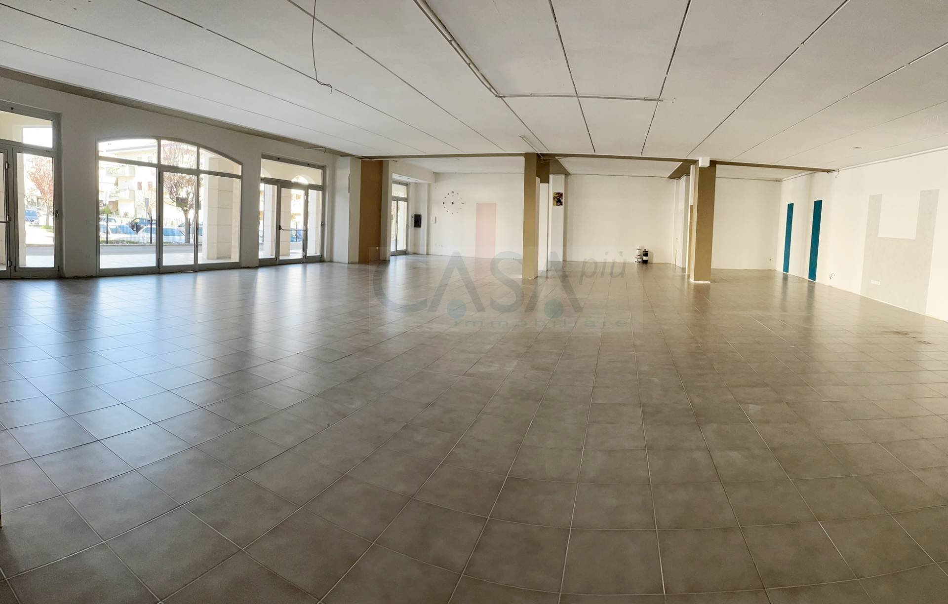 Foto 2 - Commercial Premises Via Accesso Stazione, Spinetoli - photo 2