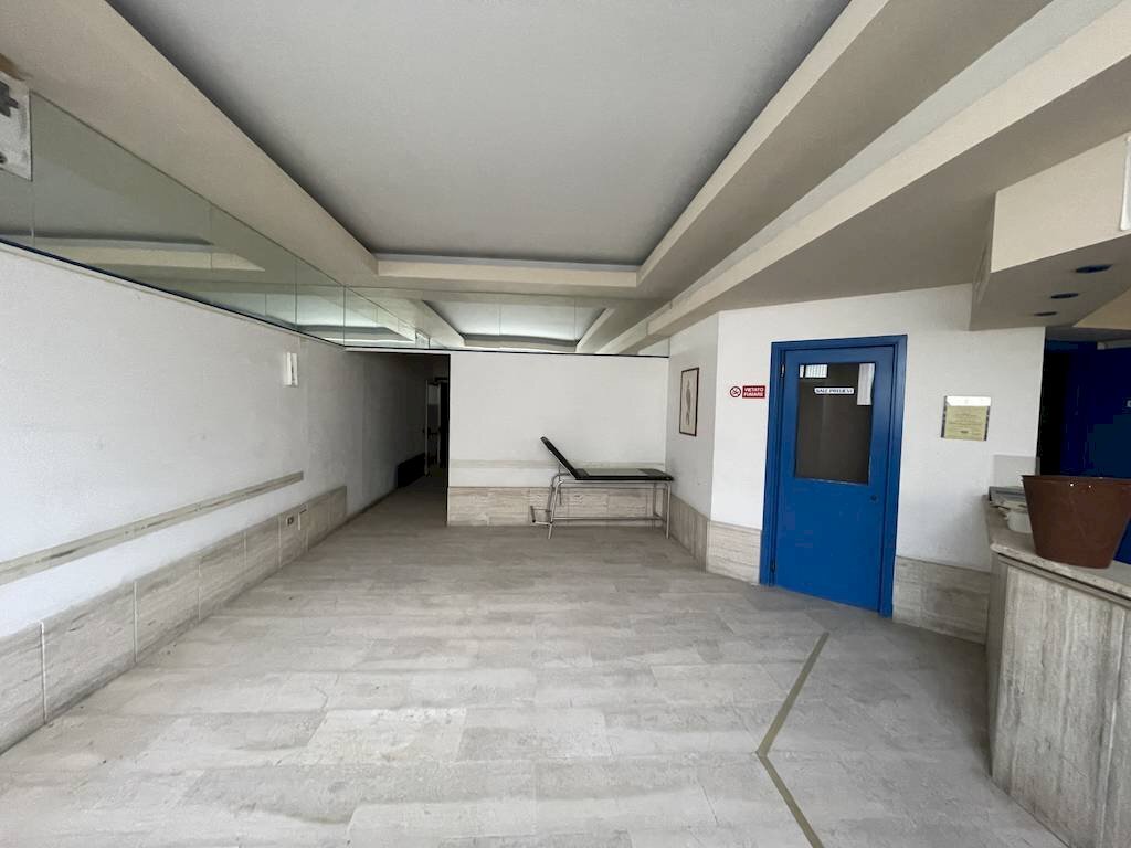 Foto 2 - Locale Commerciale via Vincenzo Cannizzaro, Reggio di Calabria - foto 2