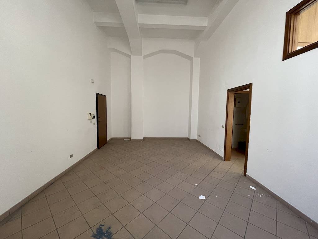 Foto 2 - Three-room apartment via Giudecca, Reggio di Calabria - photo 2