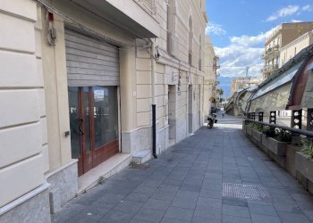 Foto 9 - Locale Commerciale Via Giudecca
 
42, Reggio di Calabria - foto 9