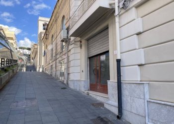 Foto 31 - Locale Commerciale Via Giudecca
 
42, Reggio di Calabria - foto 31