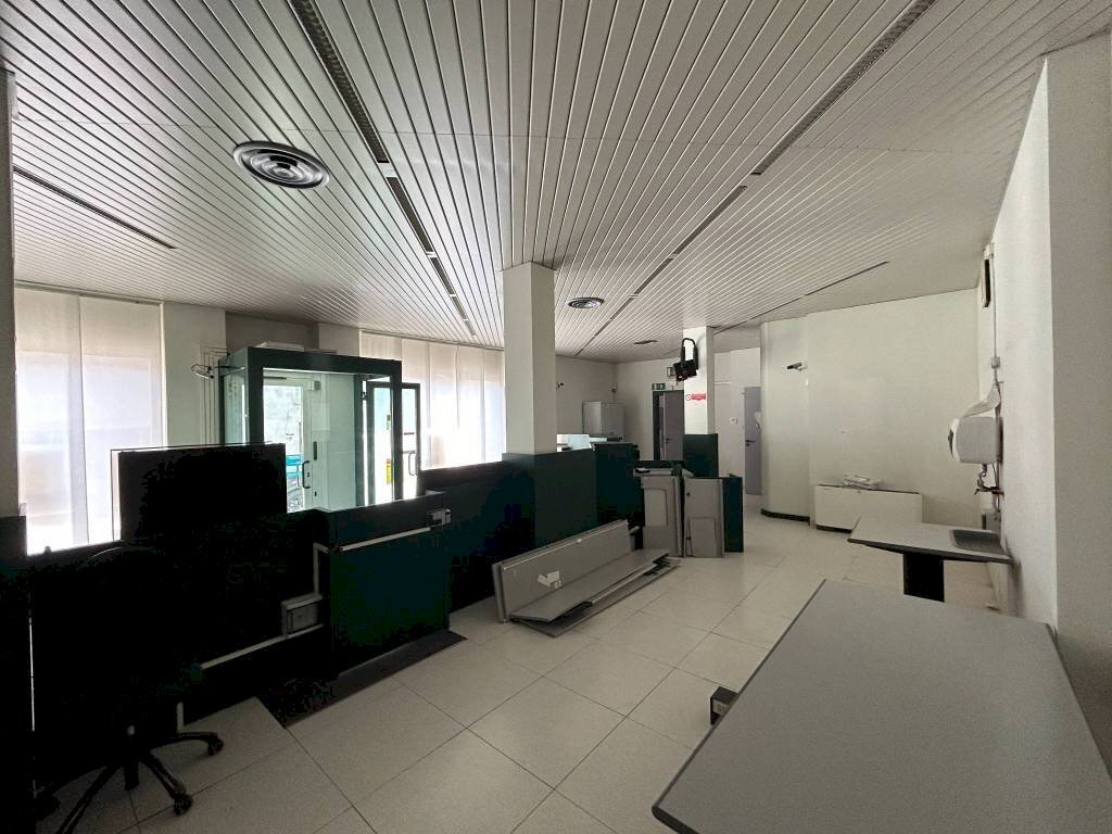 Tinello - Negozio via Vittorio Veneto, 40, Tarantasca - foto 2