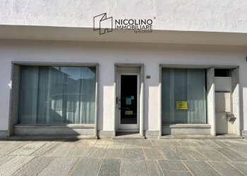 Facciata - Negozio via Vittorio Veneto, 40, Tarantasca - foto 1