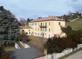 Facciata - Villa strada Ville, 6, Costigliole d'Asti - foto 8