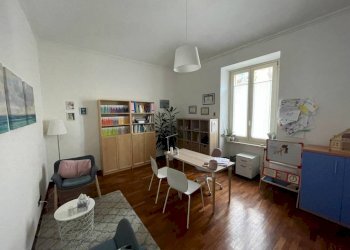 Camera da letto - Appartamento corso Nizza, 9, Cuneo (zona Centro) - foto 8