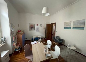 Camera da letto - Appartamento corso Nizza, 9, Cuneo (zona Centro) - foto 9