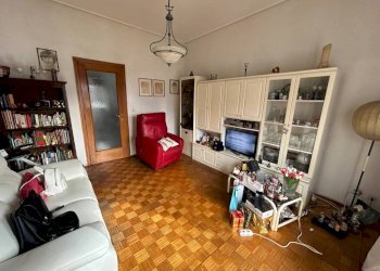 Salone - Quadrilocale corso Nizza, 79, Cuneo (zona Donatello) - foto 7