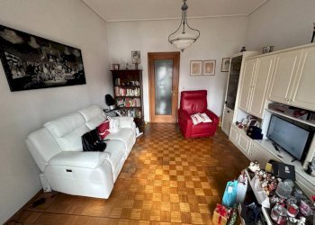 Salone - Quadrilocale corso Nizza, 79, Cuneo (zona Donatello) - foto 8