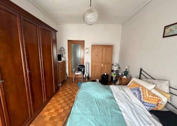 Camera da letto - Quadrilocale corso Nizza, 79, Cuneo (zona Donatello) - foto 15