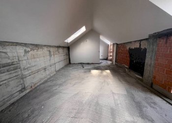 Stanza non arredata - Trilocale corso Mentone, 48, Ventimiglia - foto 6