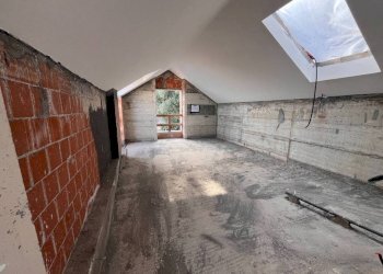 Interno palazzo - Trilocale corso Mentone, 48, Ventimiglia - foto 12