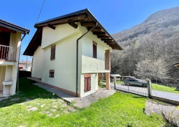 Facciata - Villa Frazione Molino, 27, Valloriate - foto 31