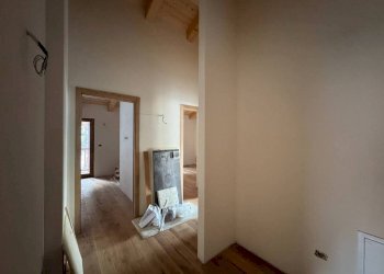 Corridoio - Attic corso Nizza, 15, Limone Piemonte - photo 19