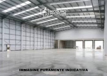 Interno non residenziale - Capannone Borgo San Martino, Bra - foto 1