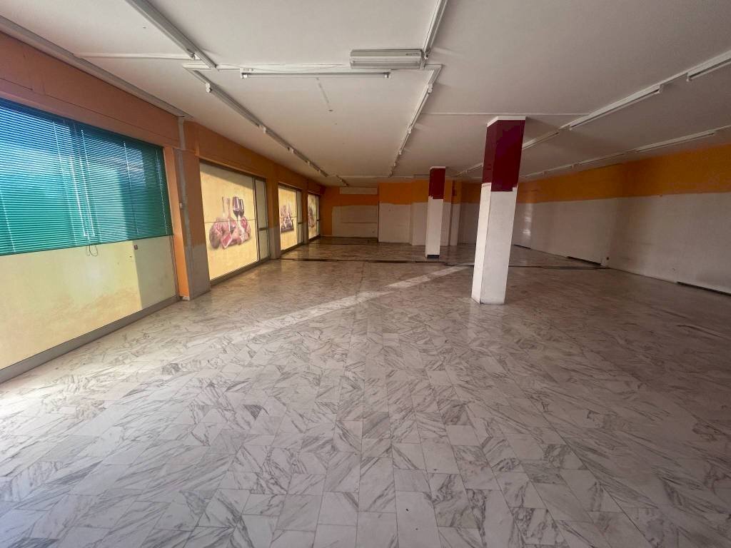 Interno non residenziale - Shop via Mondovì, 45, Morozzo - photo 2