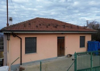 Facciata - Villa via Roma, 50, Novello - photo 17