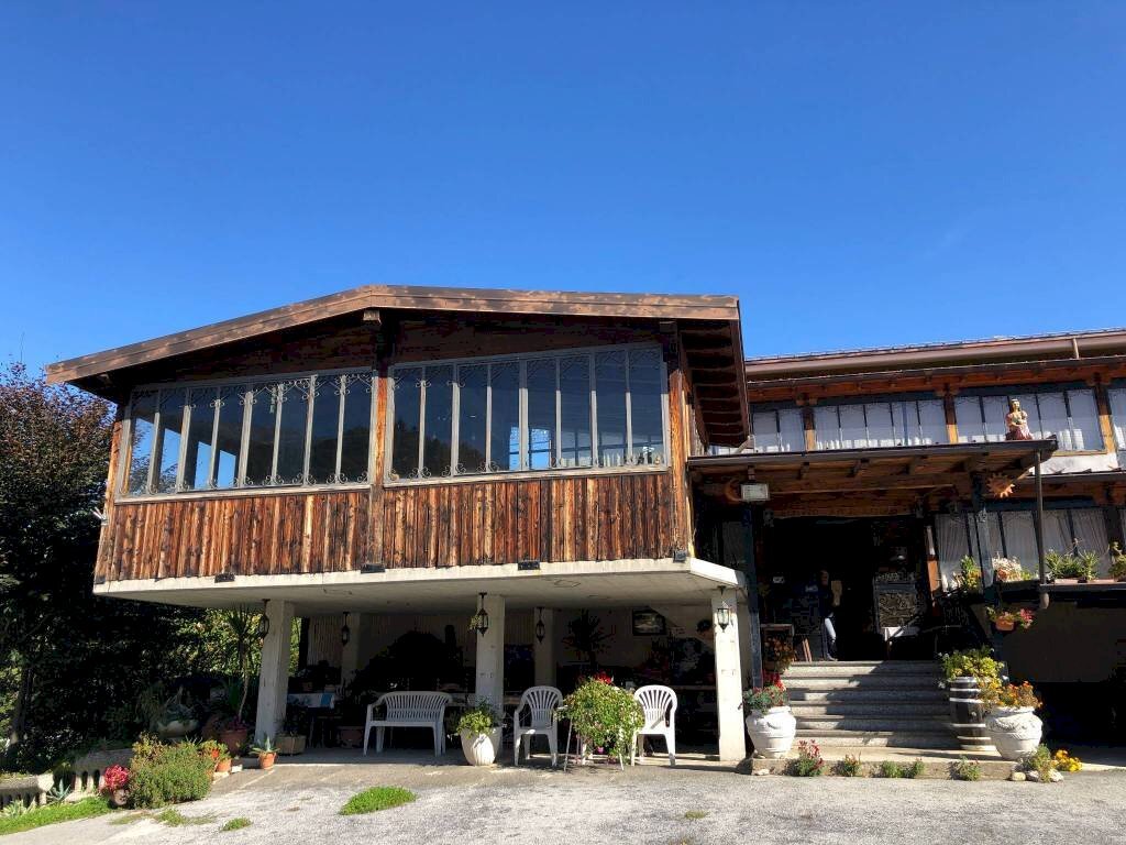 Facciata - Stabile - Palazzo Località Tetto Sottano, Chiusa di Pesio - foto 2