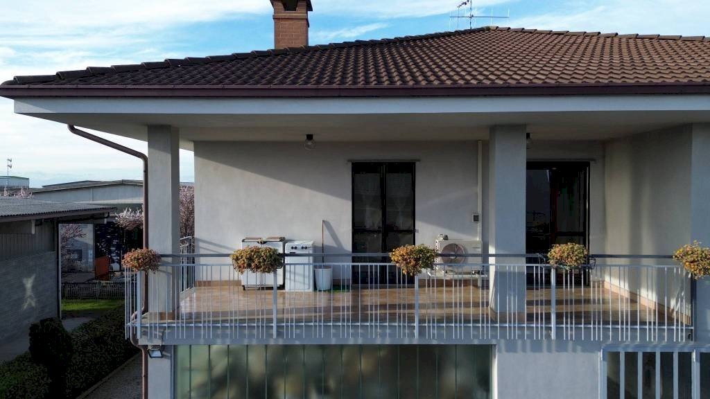 Facciata - Villa via Sandro Pertini, 6, Cherasco - photo 3