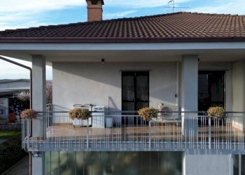 Facciata - Villa via Sandro Pertini, 6, Cherasco - foto 3