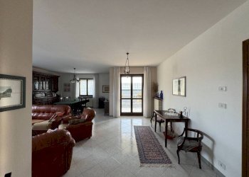 Salone - Villa via Sandro Pertini, 6, Cherasco - foto 13