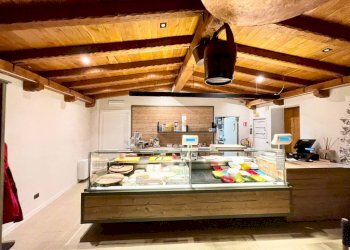 Interno non residenziale - Negozio via Roma, 6, Limone Piemonte - foto 2